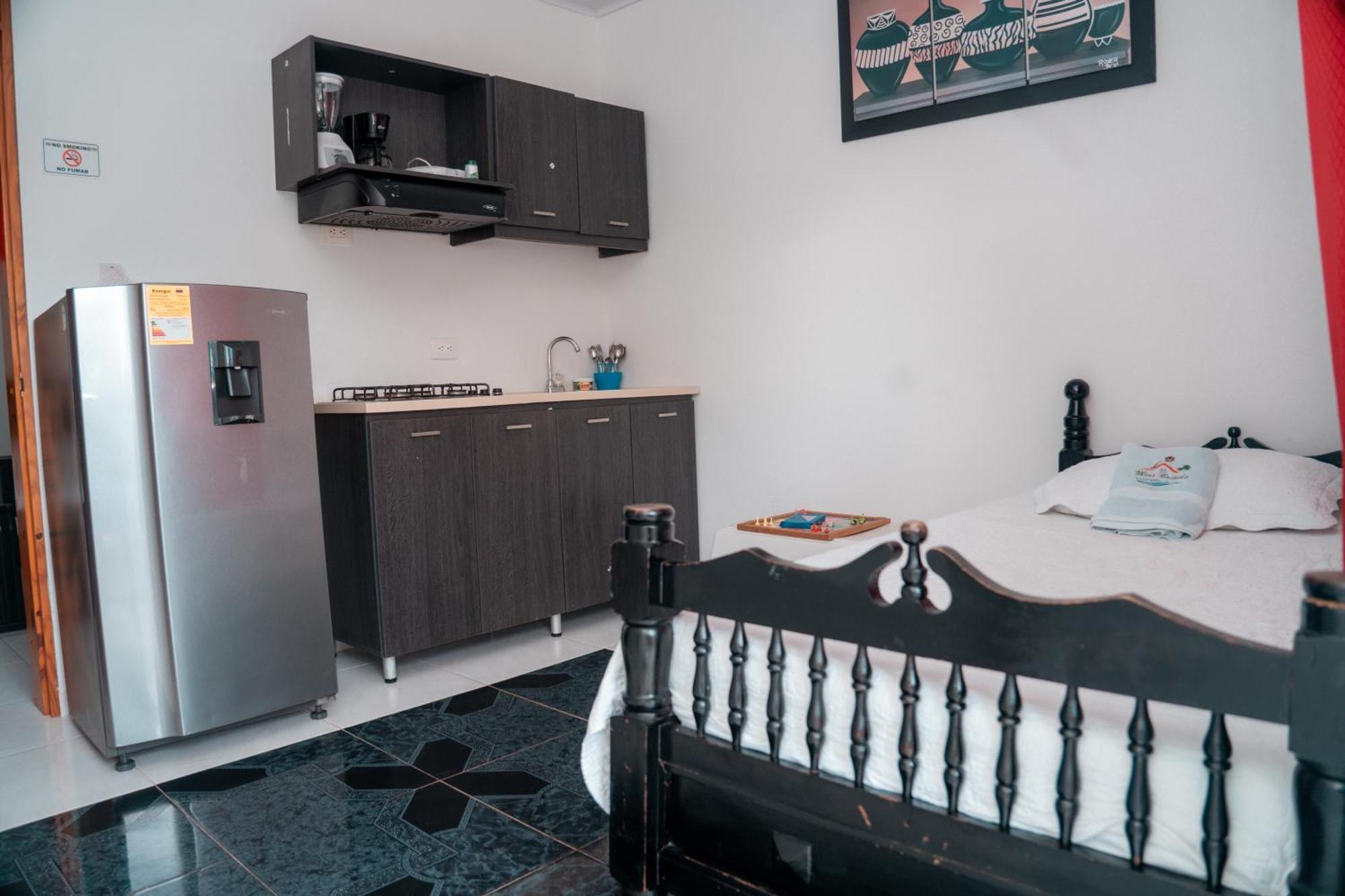 Apartamento Miss Brigida San Andrés Екстериор снимка